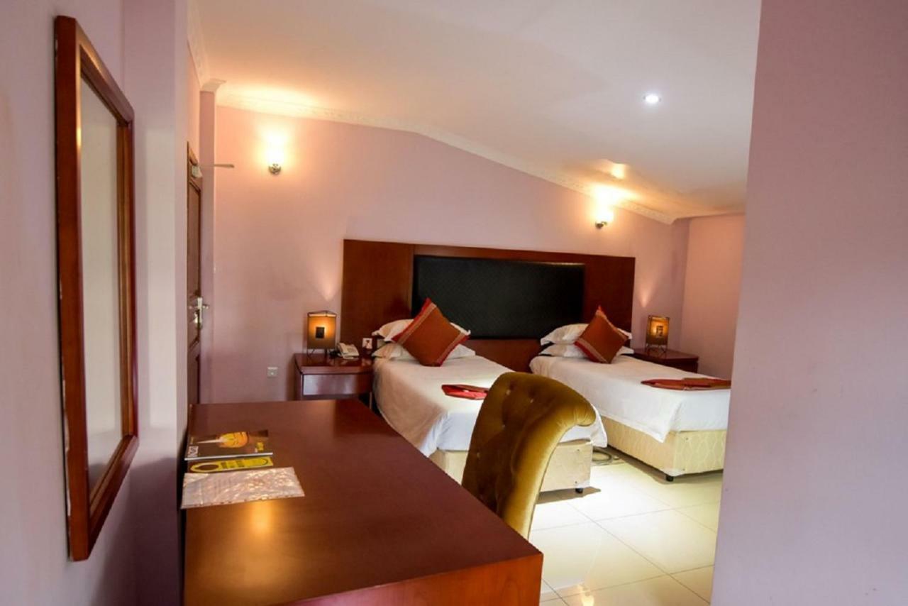 Orient Park Hotel Кигали Экстерьер фото