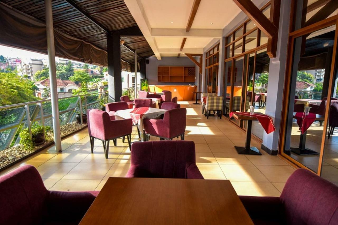 Orient Park Hotel Кигали Экстерьер фото