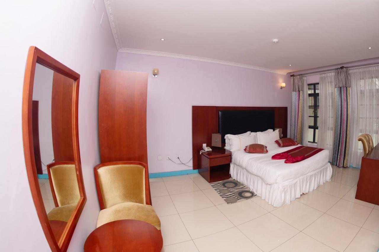 Orient Park Hotel Кигали Экстерьер фото