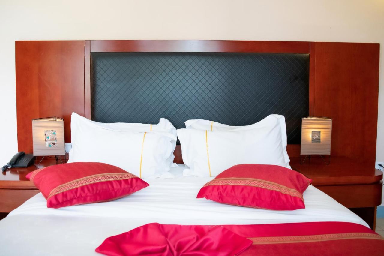 Orient Park Hotel Кигали Экстерьер фото