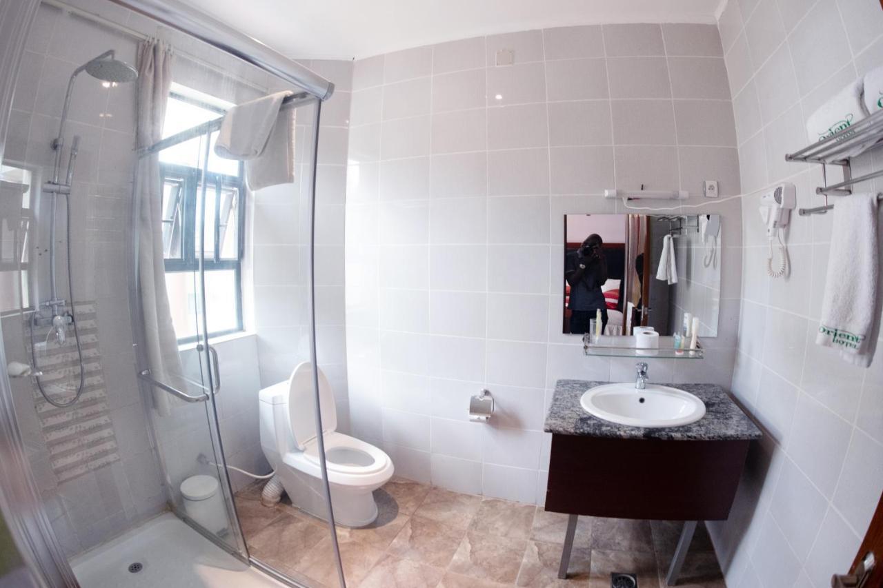 Orient Park Hotel Кигали Экстерьер фото