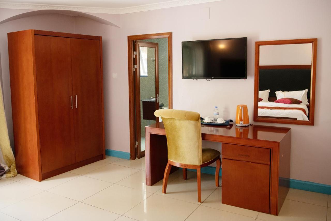 Orient Park Hotel Кигали Экстерьер фото